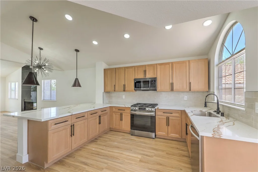 2215 Little River, Las Vegas, NV 89156