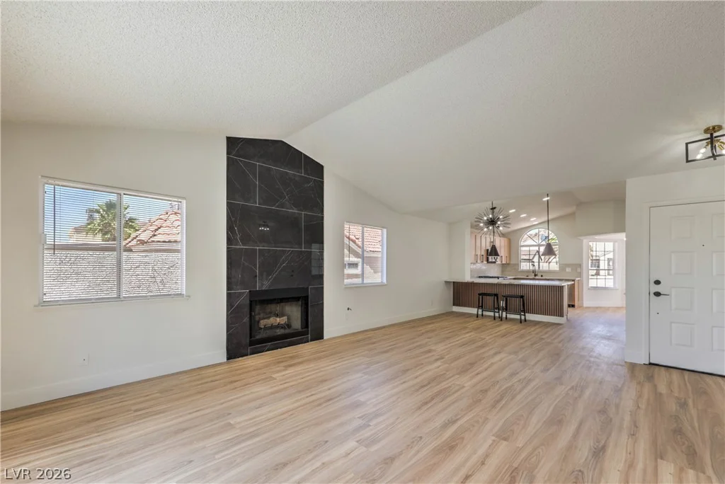 2215 Little River, Las Vegas, NV 89156