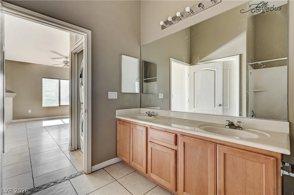 8985 Durango, Las Vegas, NV 89113