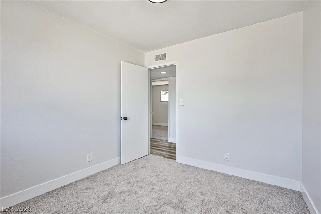 704 Kraemer, Las Vegas, NV 89107