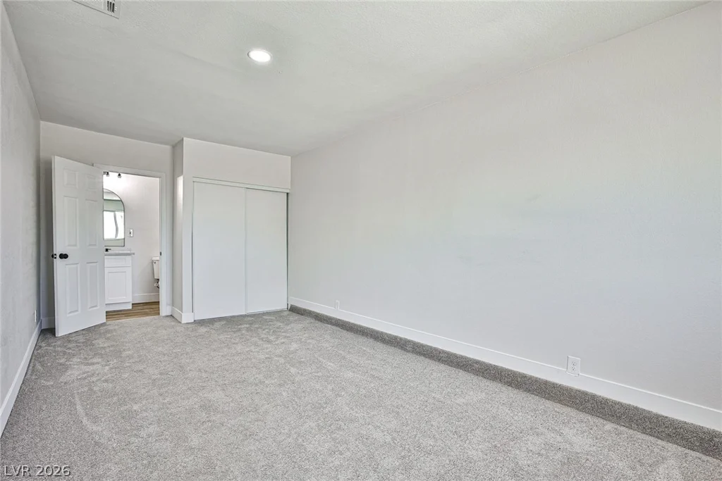 704 Kraemer, Las Vegas, NV 89107