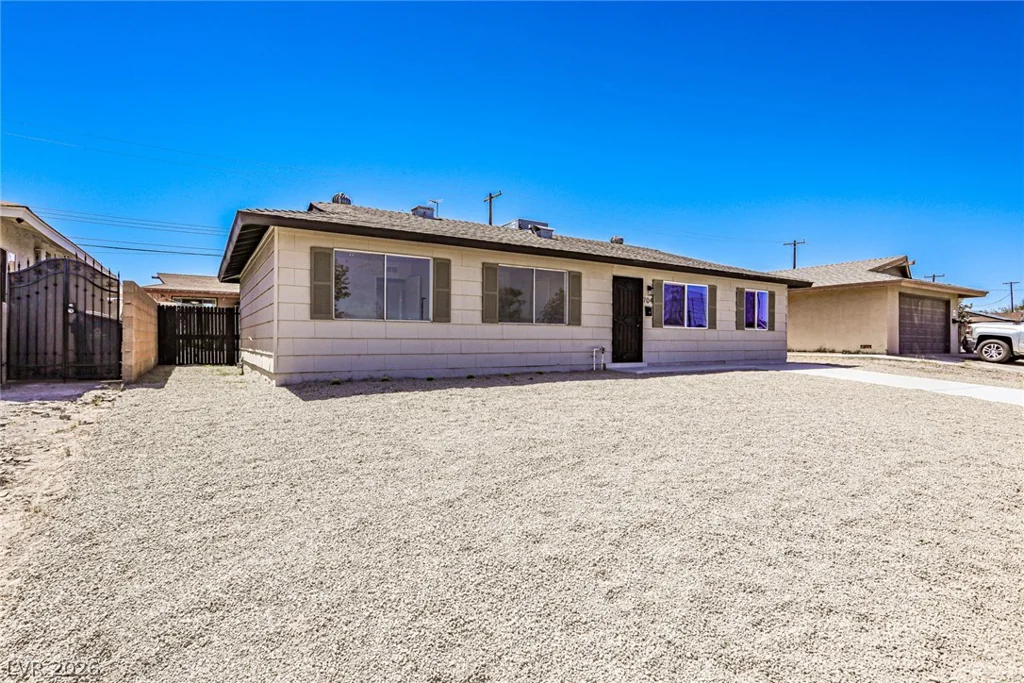 704 Kraemer, Las Vegas, NV 89107