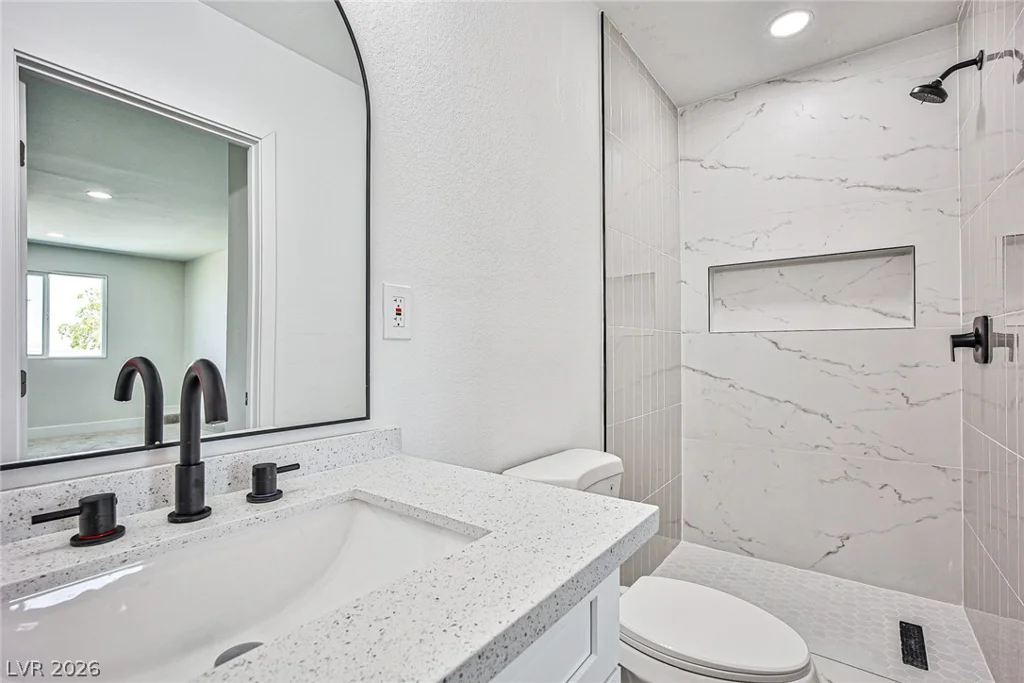 704 Kraemer, Las Vegas, NV 89107
