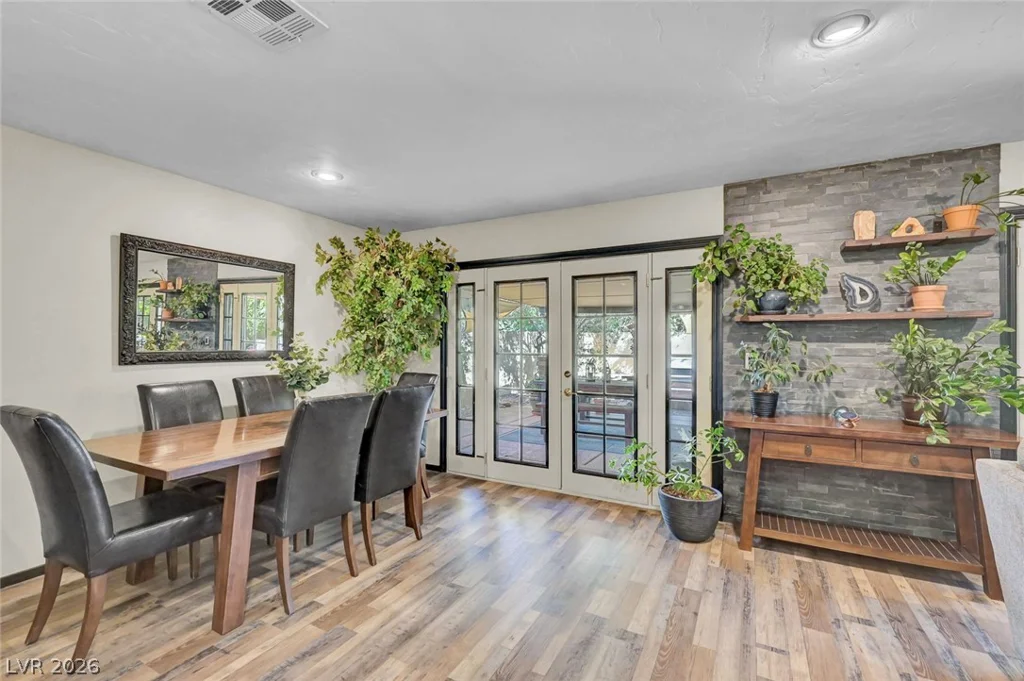 3949 Brighthill, Las Vegas, NV 89121