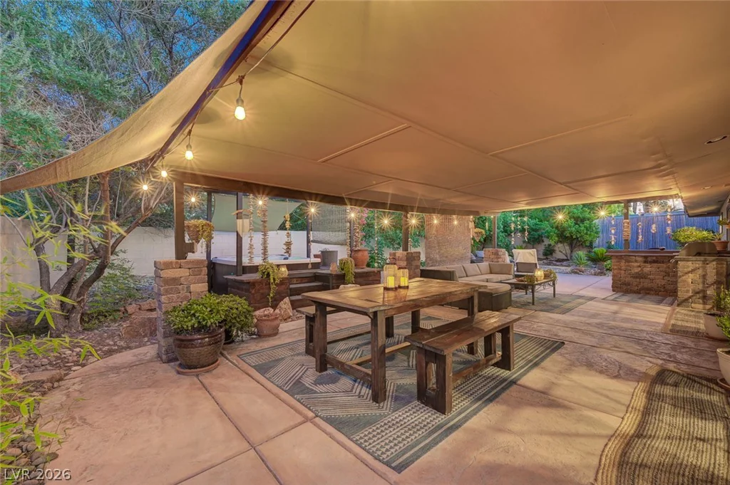 3949 Brighthill, Las Vegas, NV 89121