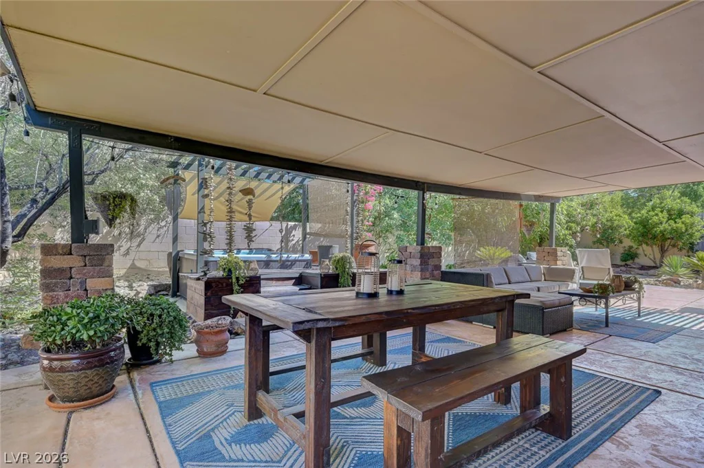 3949 Brighthill, Las Vegas, NV 89121