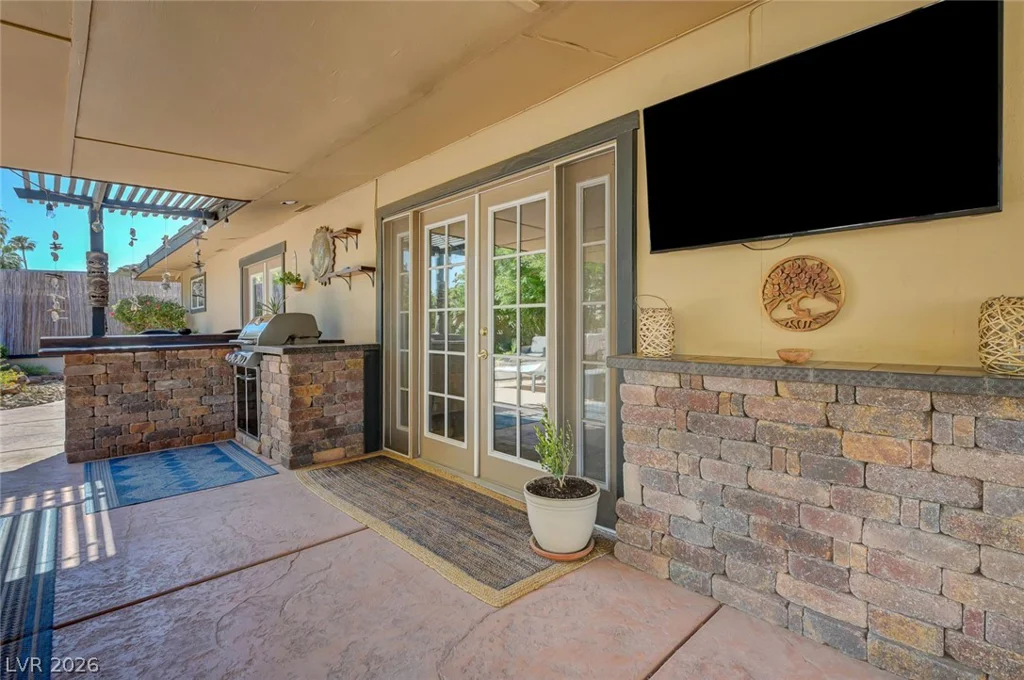 3949 Brighthill, Las Vegas, NV 89121
