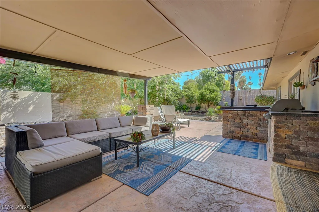 3949 Brighthill, Las Vegas, NV 89121