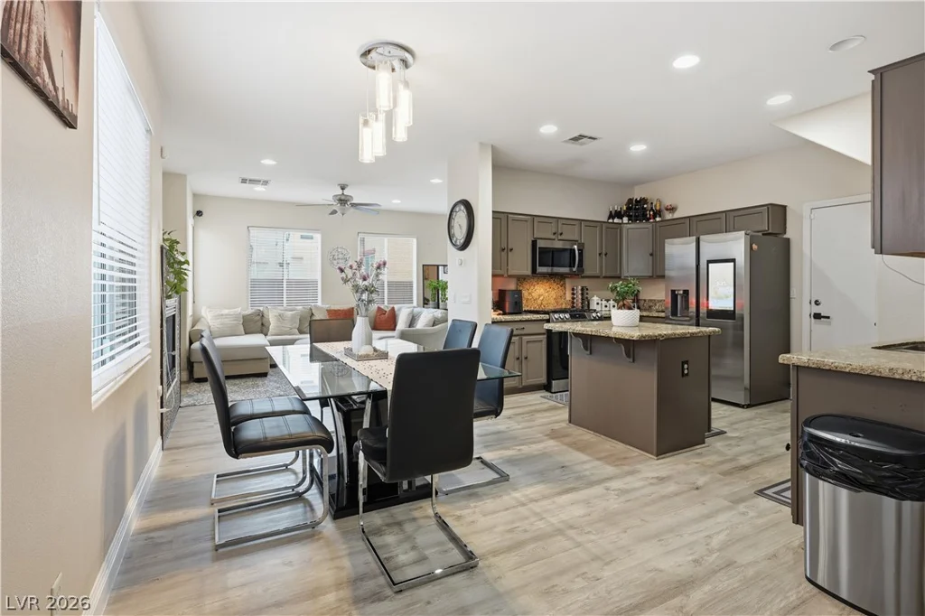 10876 Avenzano, Las Vegas, NV 89141