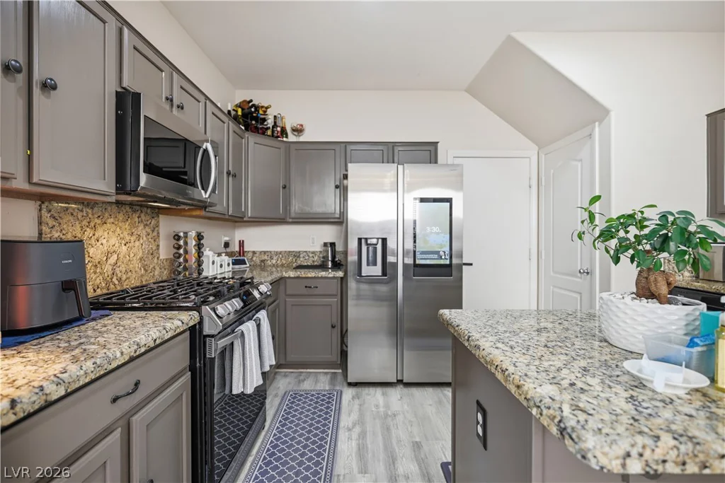 10876 Avenzano, Las Vegas, NV 89141