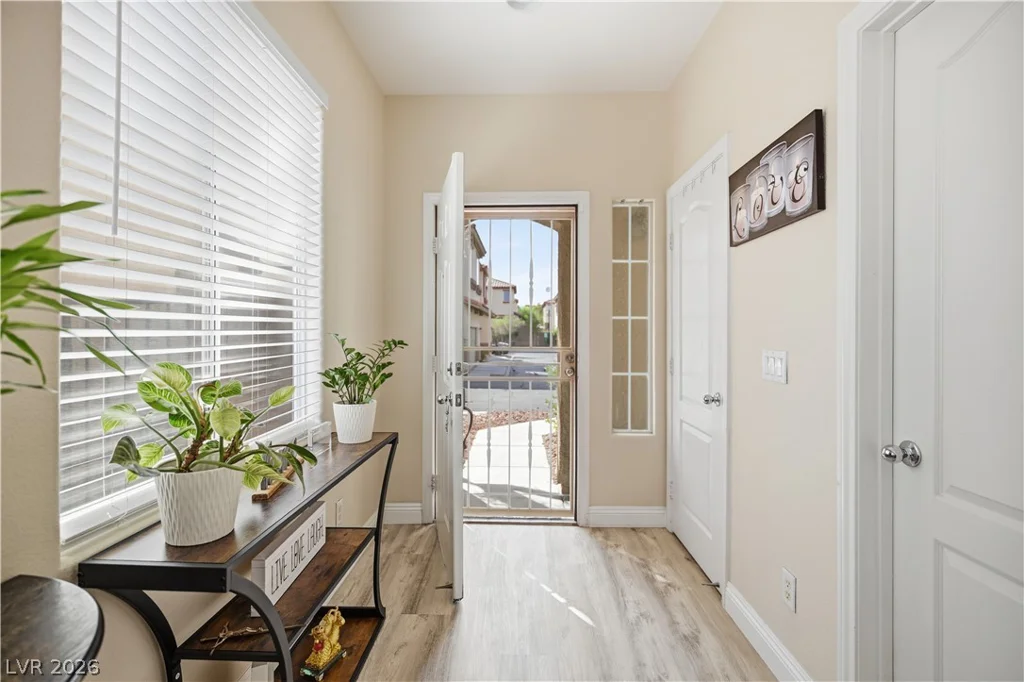 10876 Avenzano, Las Vegas, NV 89141