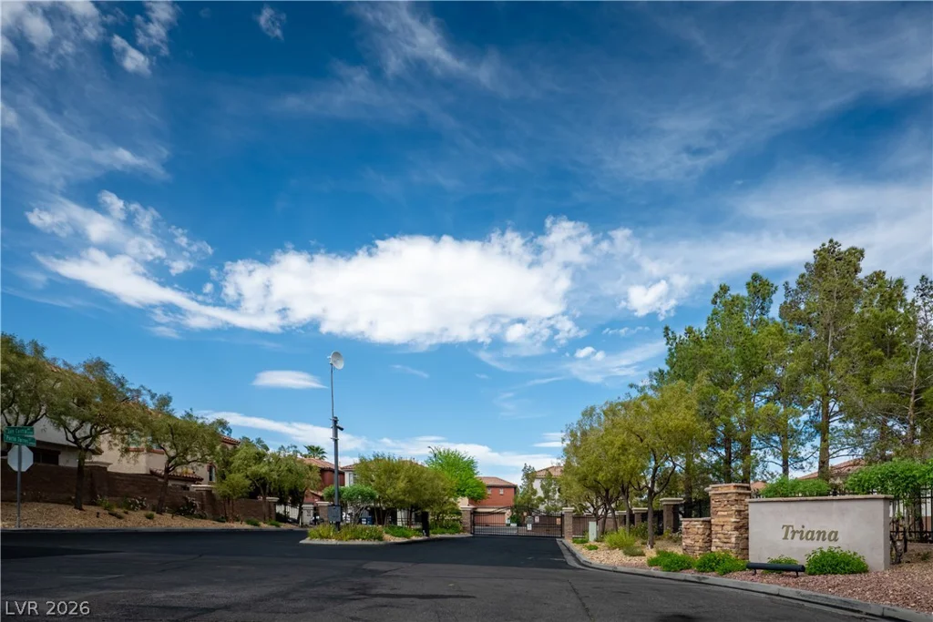 10876 Avenzano, Las Vegas, NV 89141