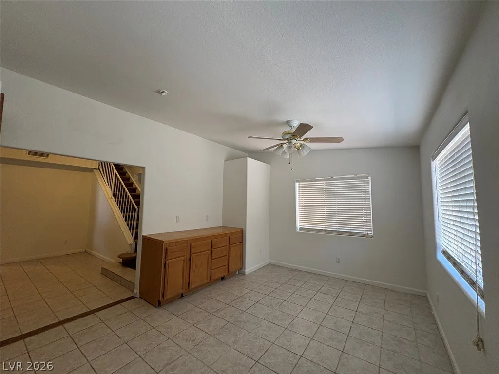 6808 Evanston, Las Vegas, NV 89108