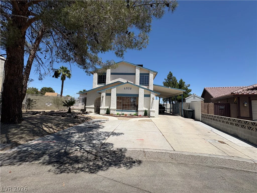 6808 Evanston, Las Vegas, NV 89108