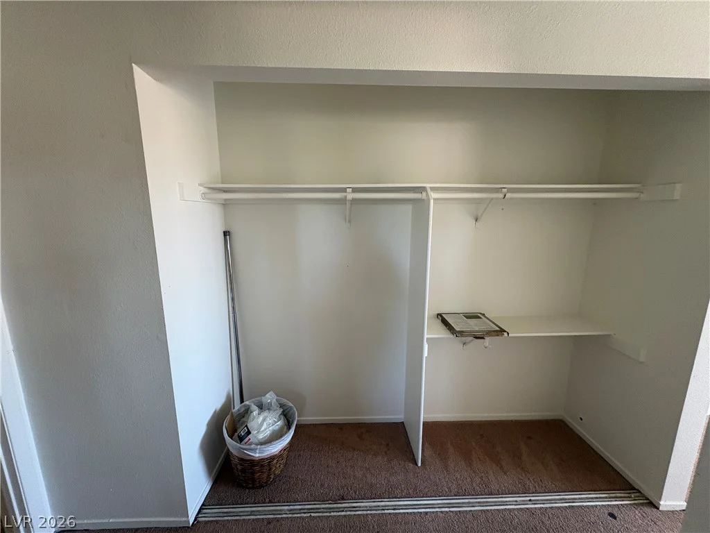 6808 Evanston, Las Vegas, NV 89108