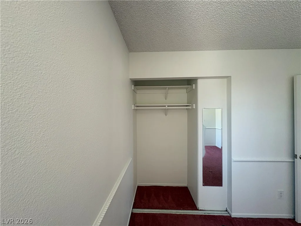 6808 Evanston, Las Vegas, NV 89108