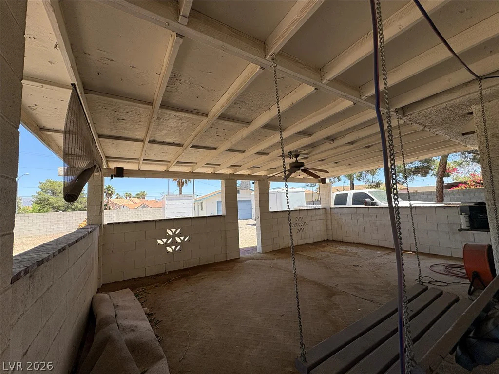 6808 Evanston, Las Vegas, NV 89108