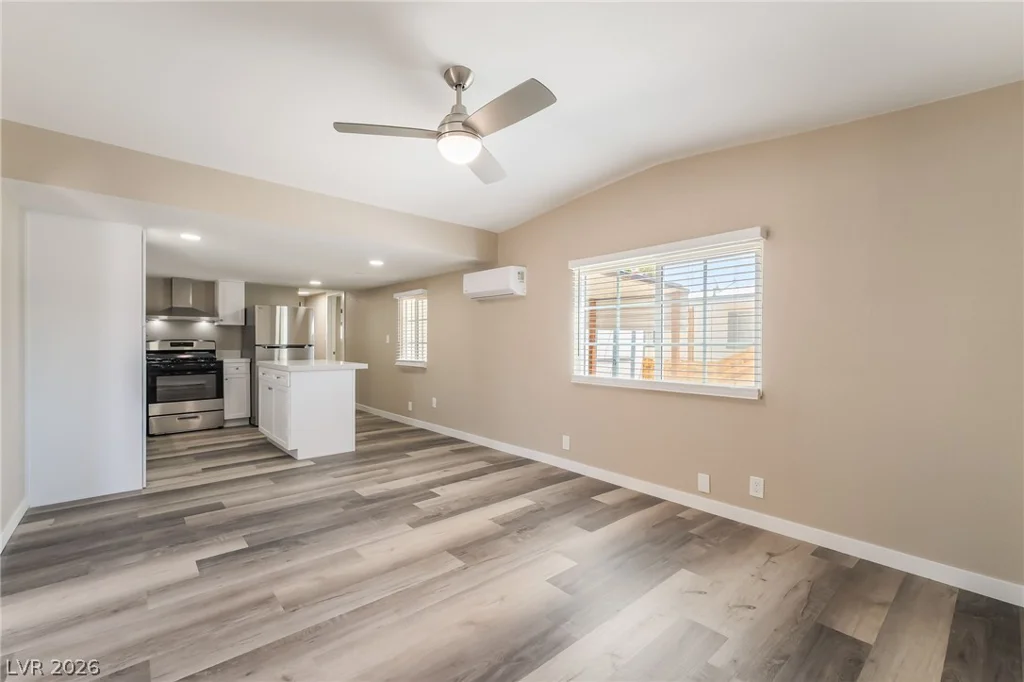 5402 Tahoe, Las Vegas, NV 89142