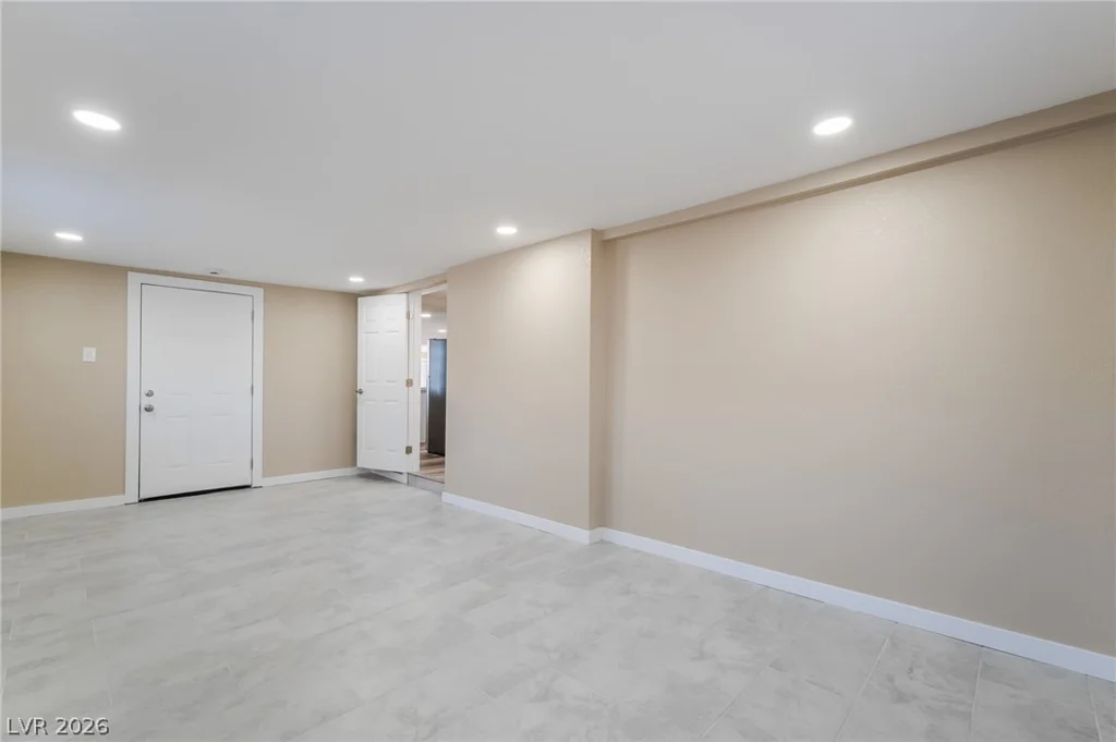 5402 Tahoe, Las Vegas, NV 89142