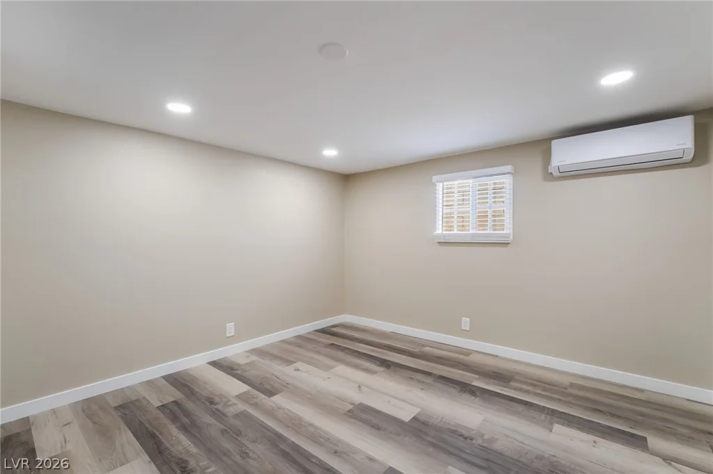 5402 Tahoe, Las Vegas, NV 89142