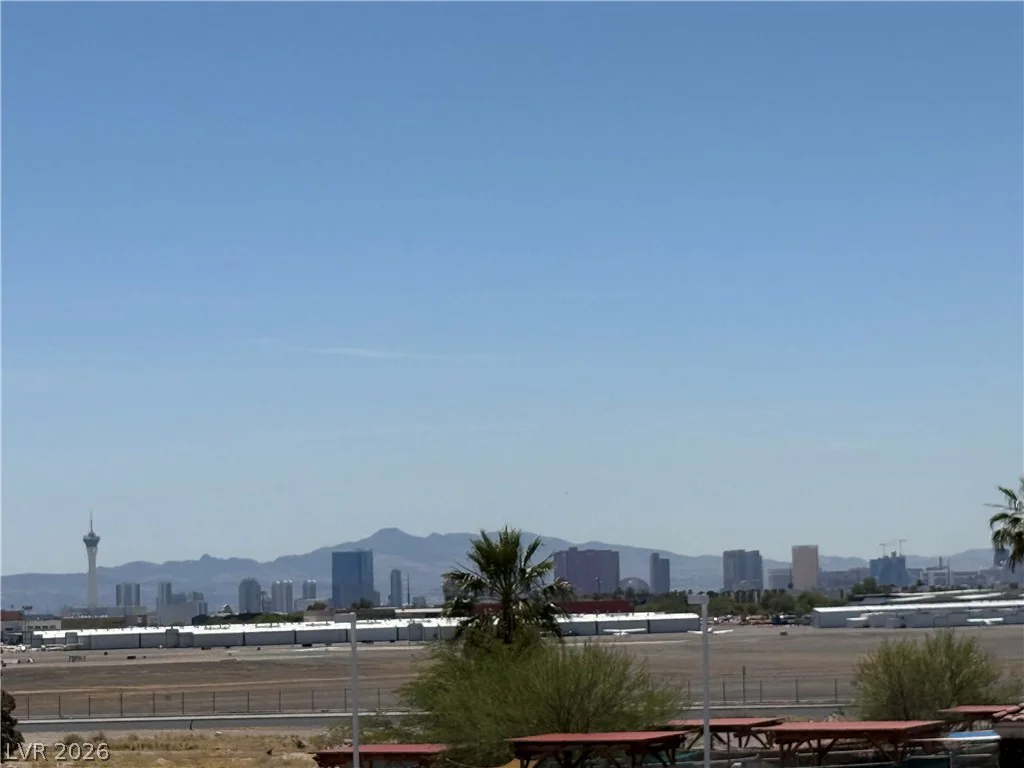 3318 Decatur, Las Vegas, NV 89130