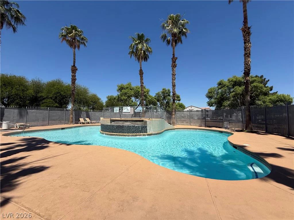 3318 Decatur, Las Vegas, NV 89130
