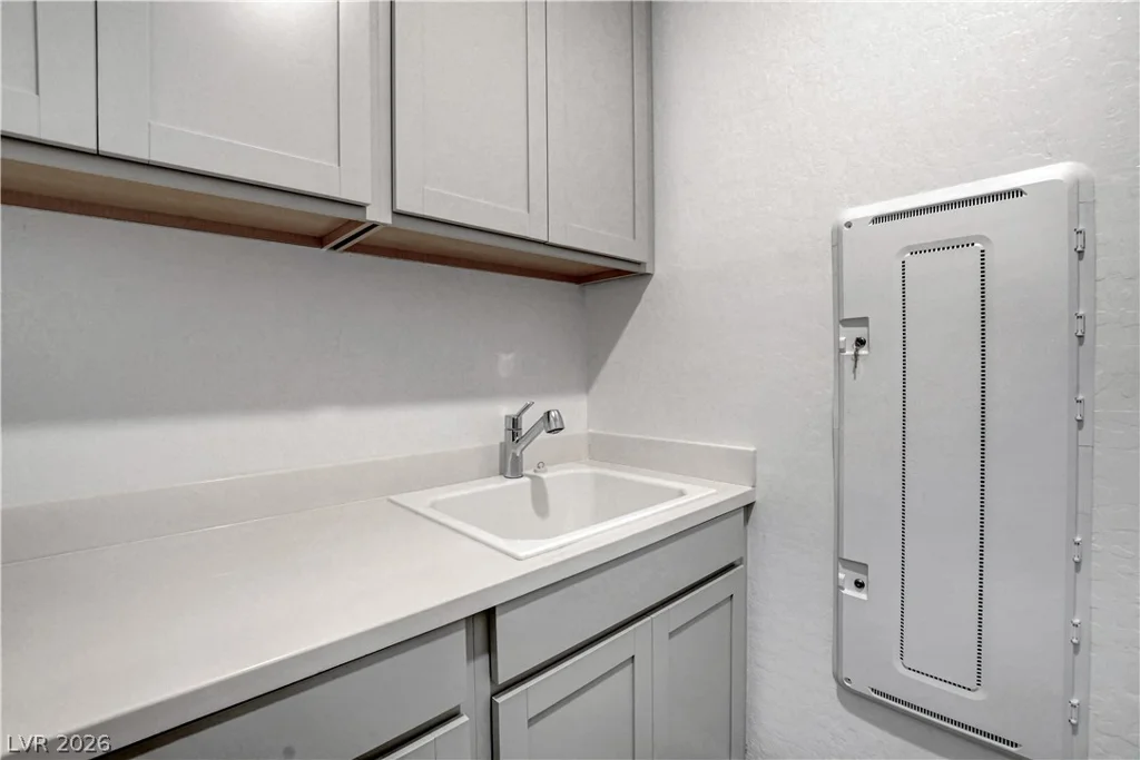 2555 Hampton, Henderson, NV 89052