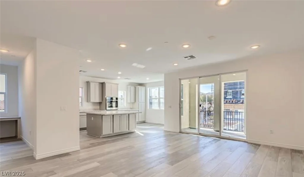 2555 Hampton, Henderson, NV 89052