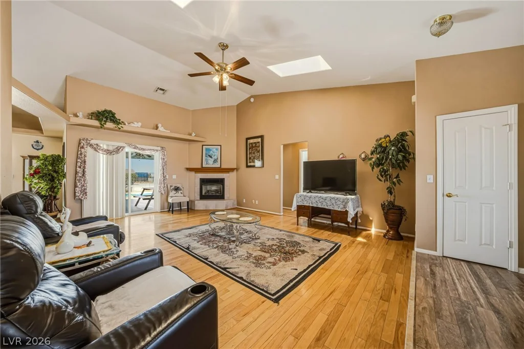 3840 Pahrump Valley, Pahrump, NV 89048