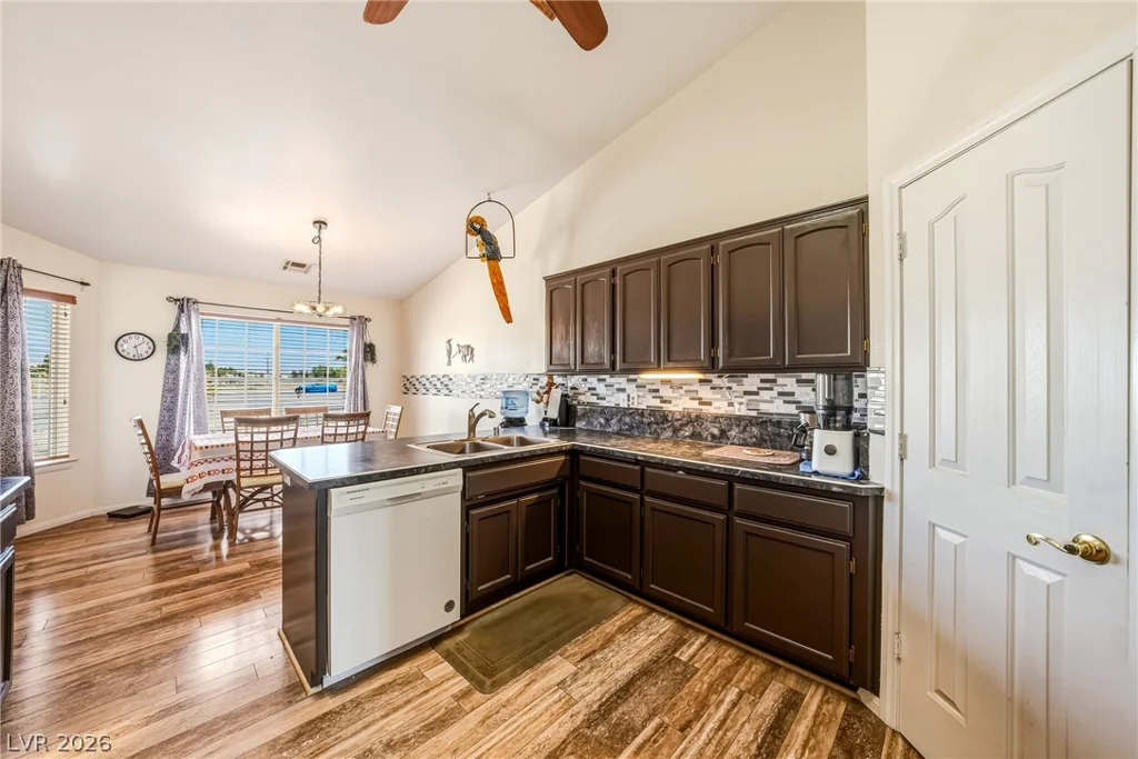3840 Pahrump Valley, Pahrump, NV 89048