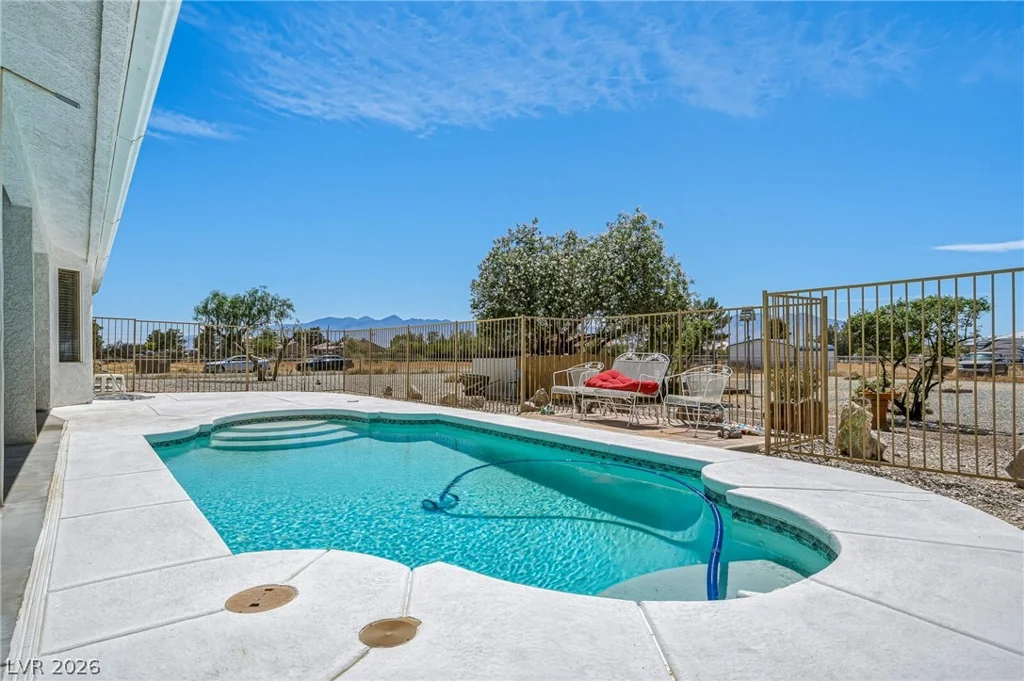 3840 Pahrump Valley, Pahrump, NV 89048