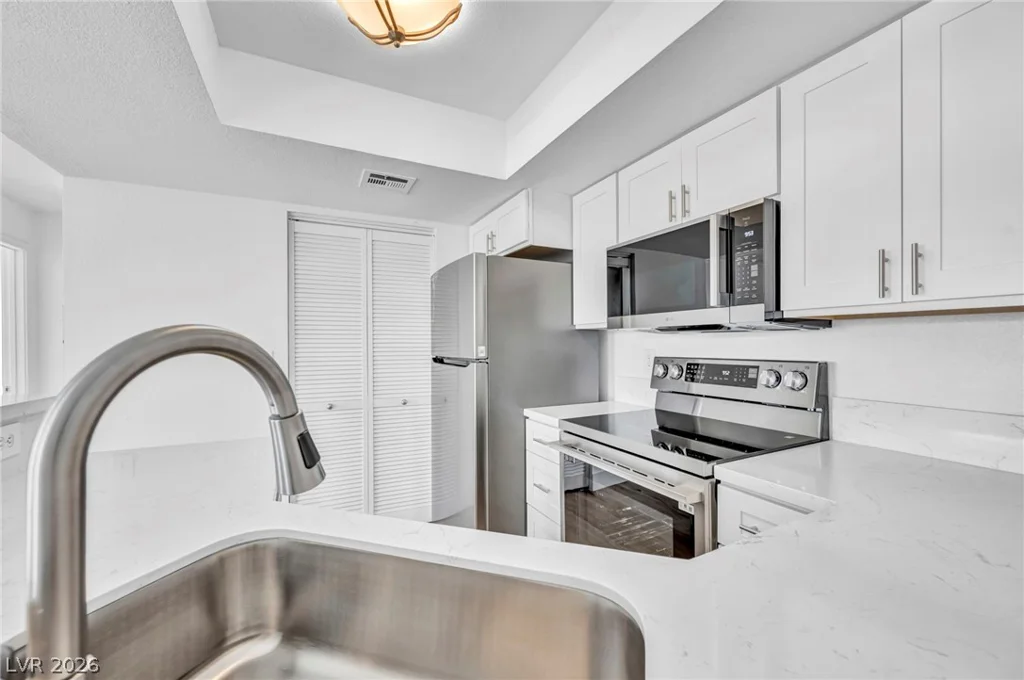 8600 Charleston, Las Vegas, NV 89117
