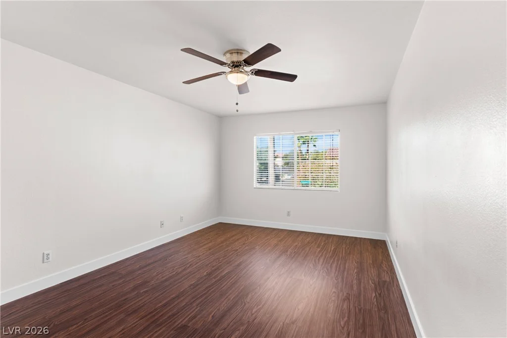 7604 Connemara, Las Vegas, NV 89128