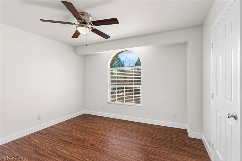 7604 Connemara, Las Vegas, NV 89128