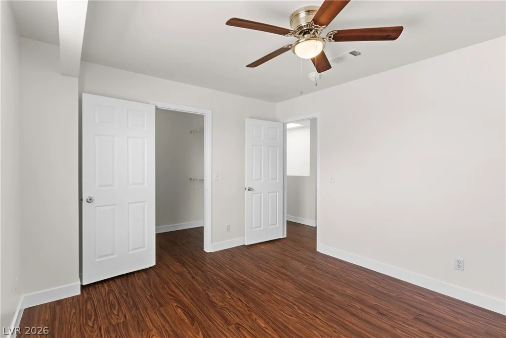 7604 Connemara, Las Vegas, NV 89128