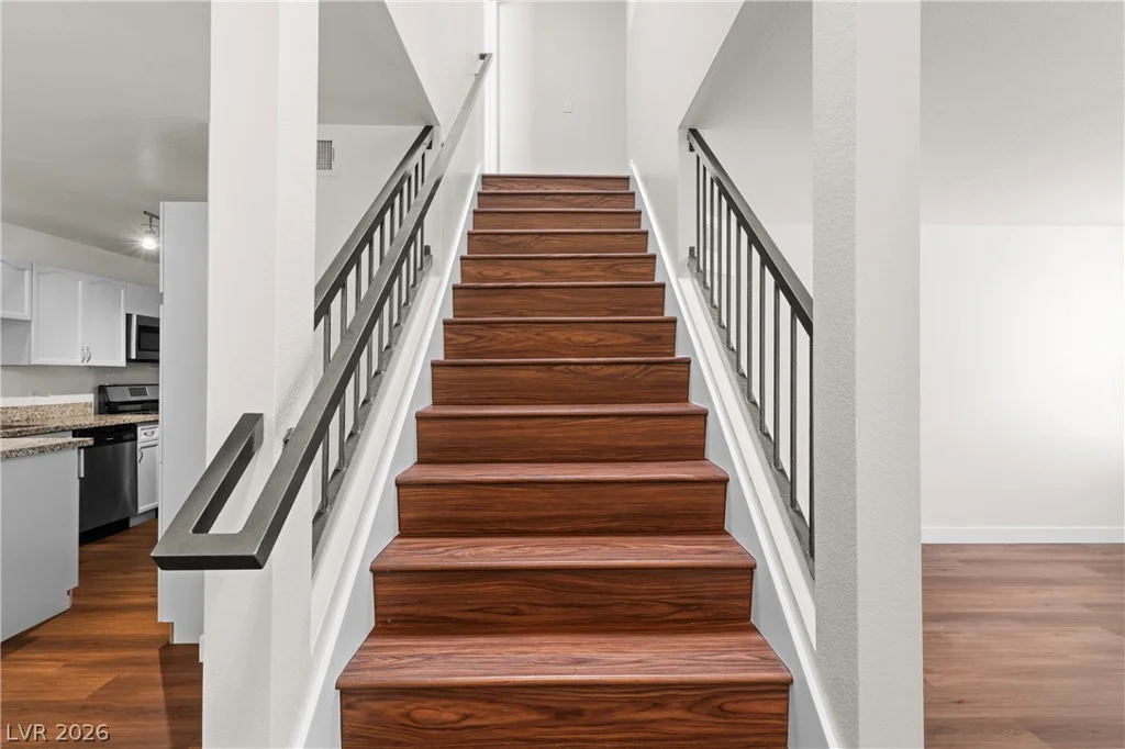 7604 Connemara, Las Vegas, NV 89128