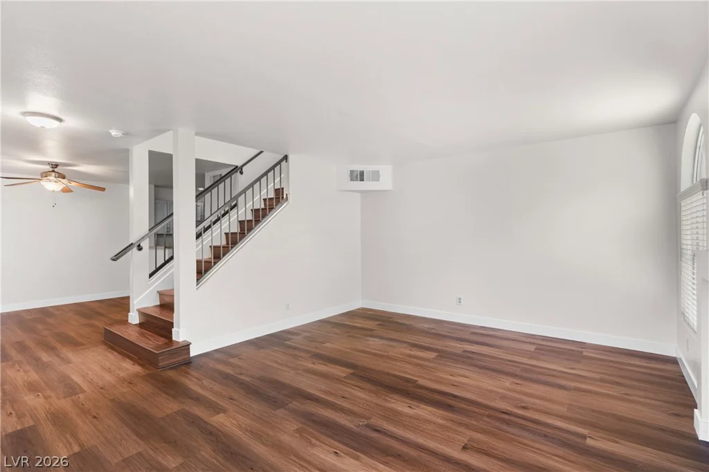 7604 Connemara, Las Vegas, NV 89128