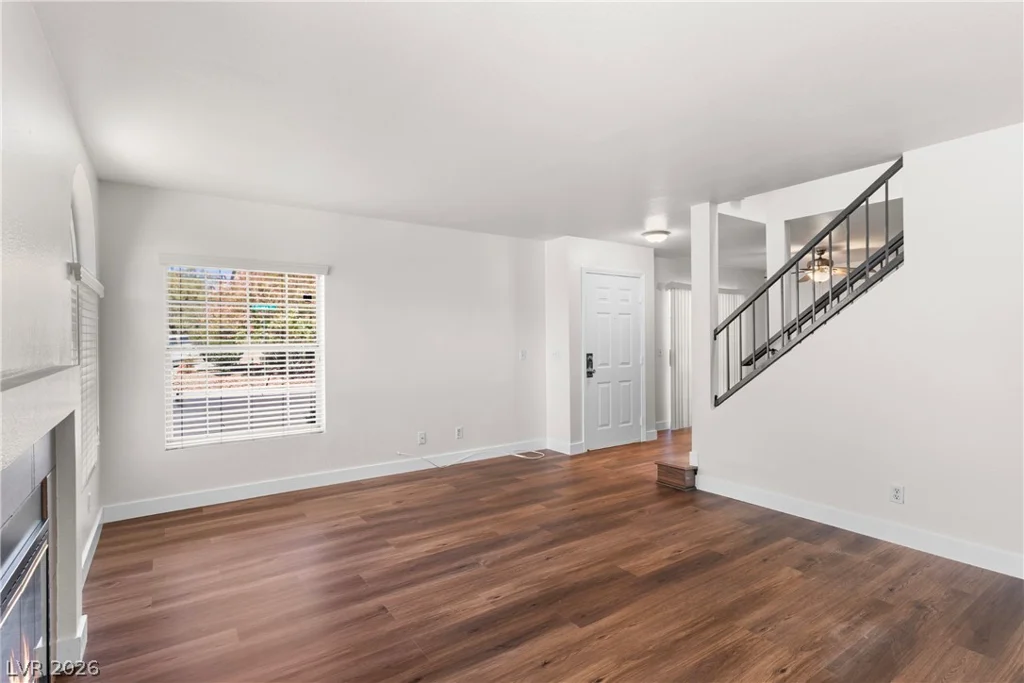 7604 Connemara, Las Vegas, NV 89128