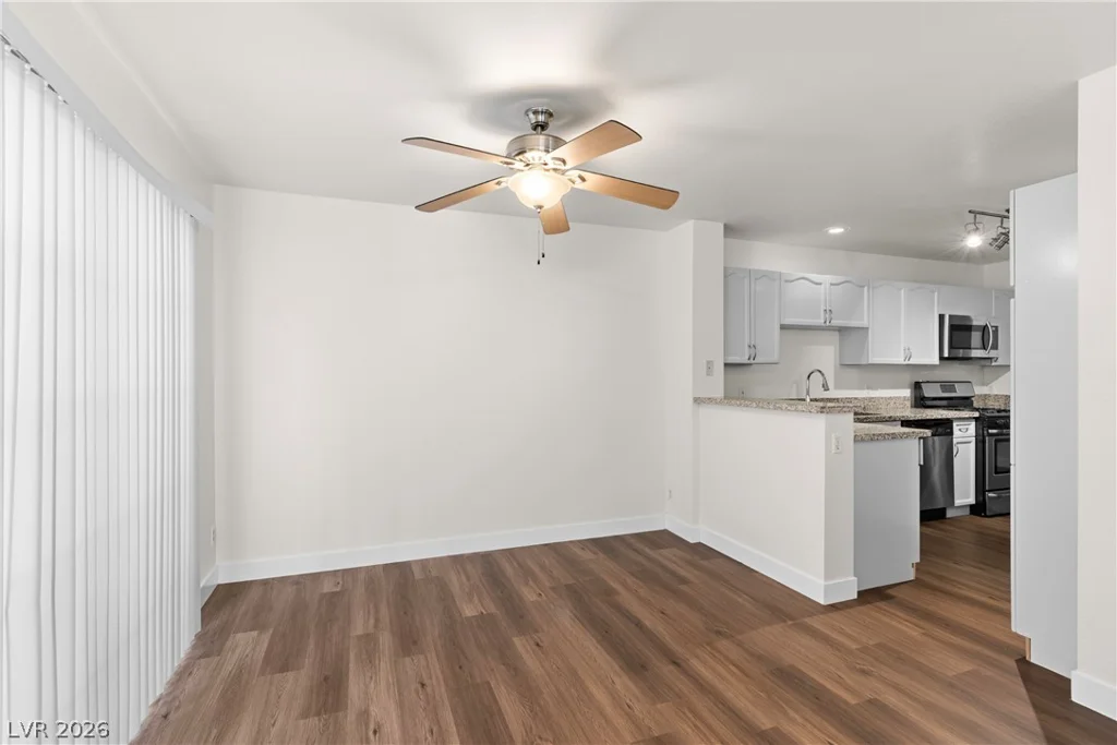 7604 Connemara, Las Vegas, NV 89128