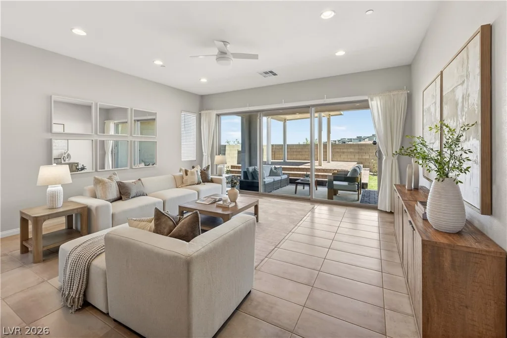 11677 Hatchling, Las Vegas, NV 89138
