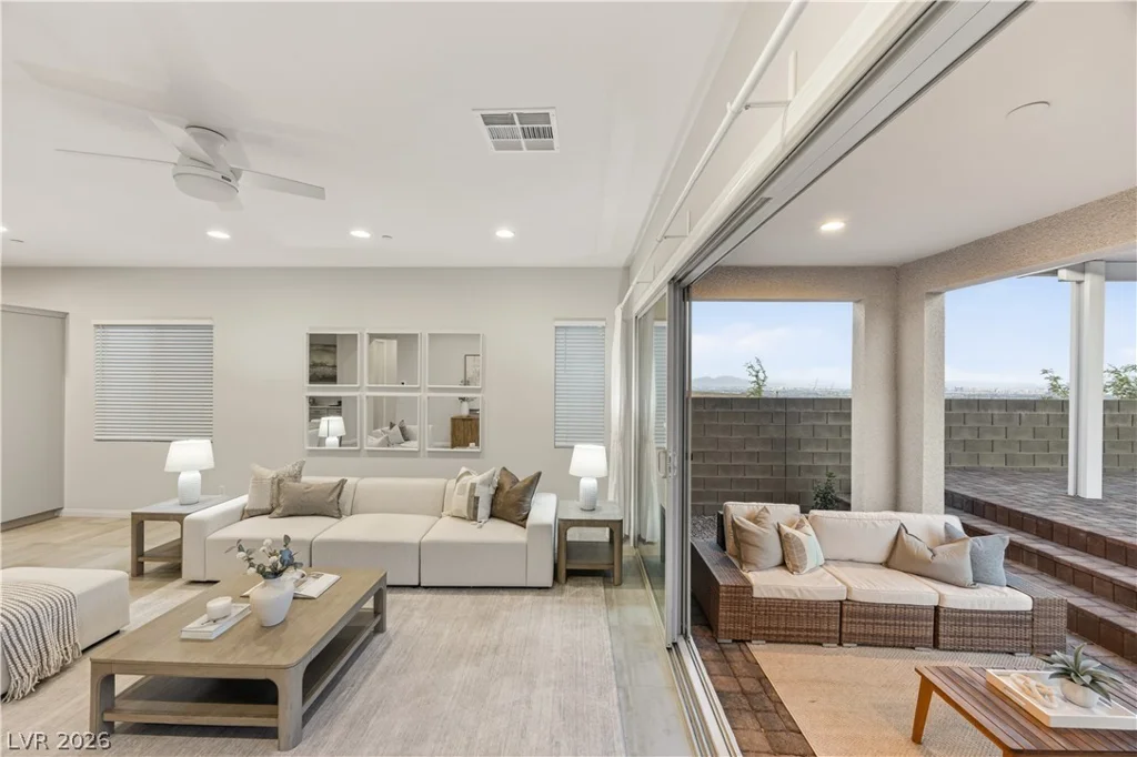 11677 Hatchling, Las Vegas, NV 89138