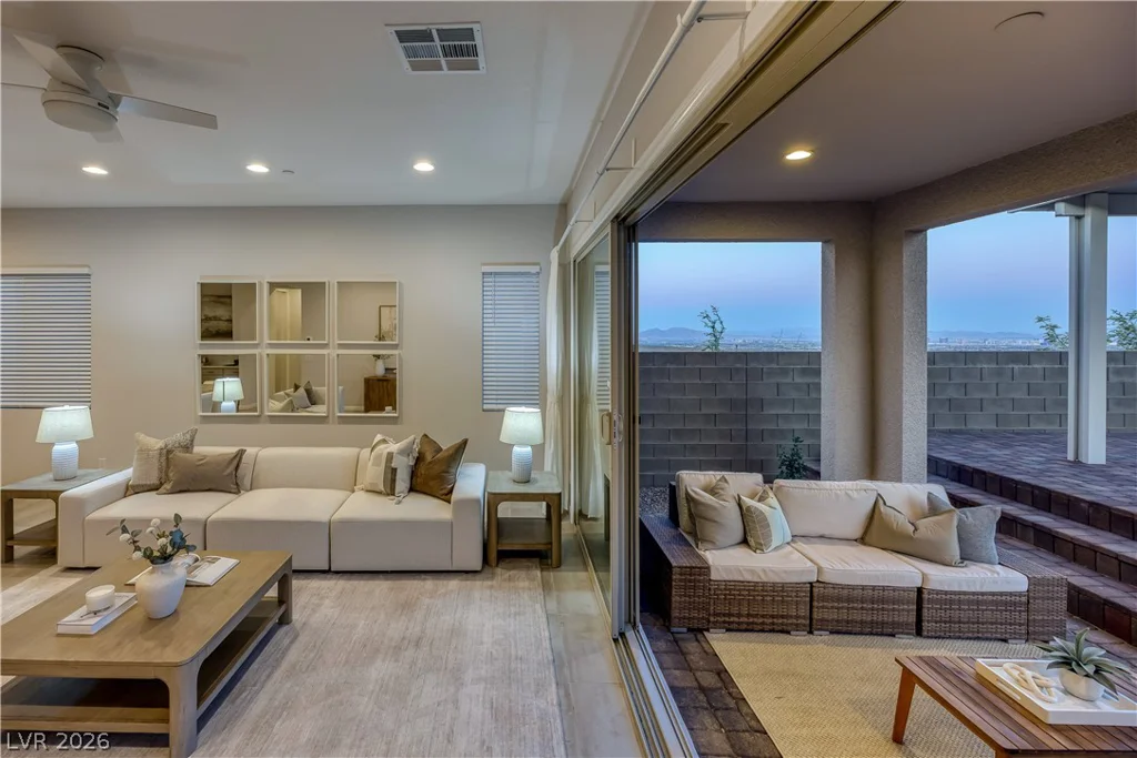 11677 Hatchling, Las Vegas, NV 89138