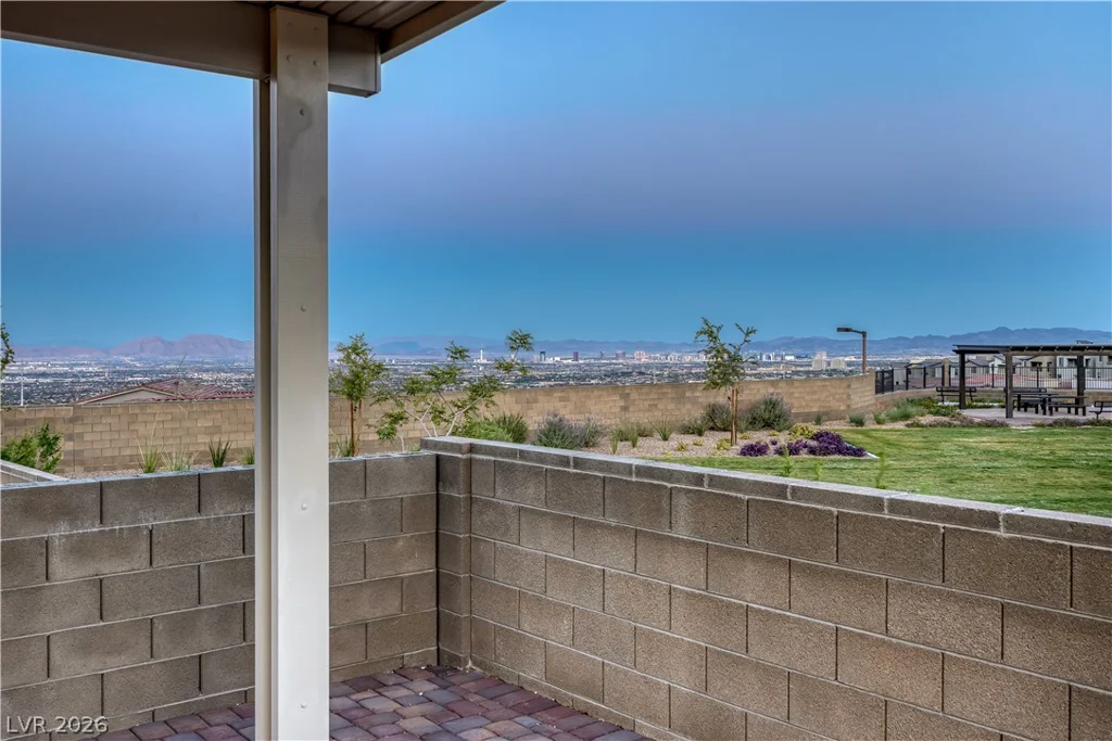 11677 Hatchling, Las Vegas, NV 89138