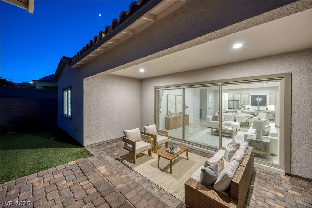 11677 Hatchling, Las Vegas, NV 89138