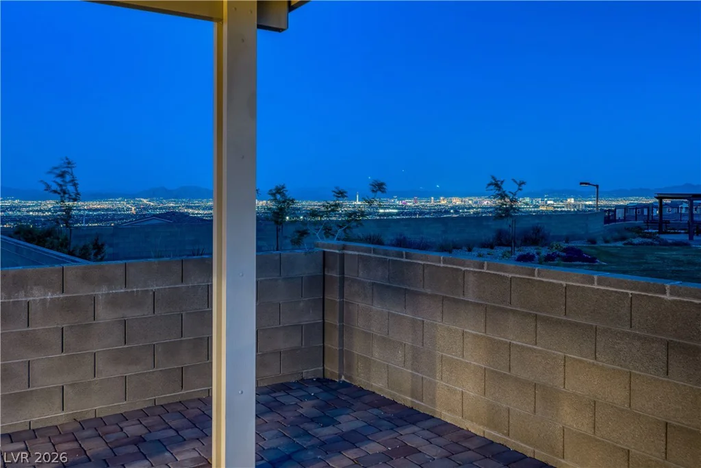11677 Hatchling, Las Vegas, NV 89138