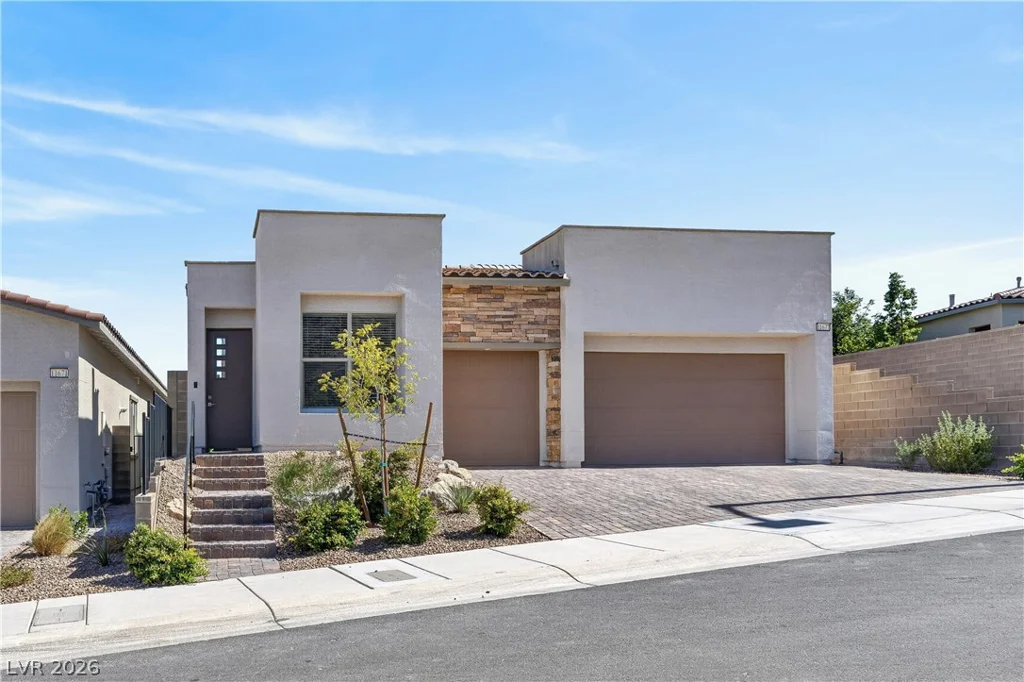 11677 Hatchling, Las Vegas, NV 89138