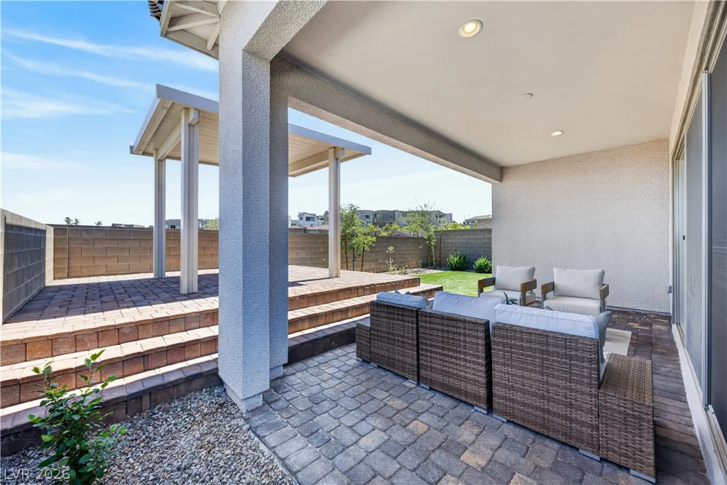 11677 Hatchling, Las Vegas, NV 89138