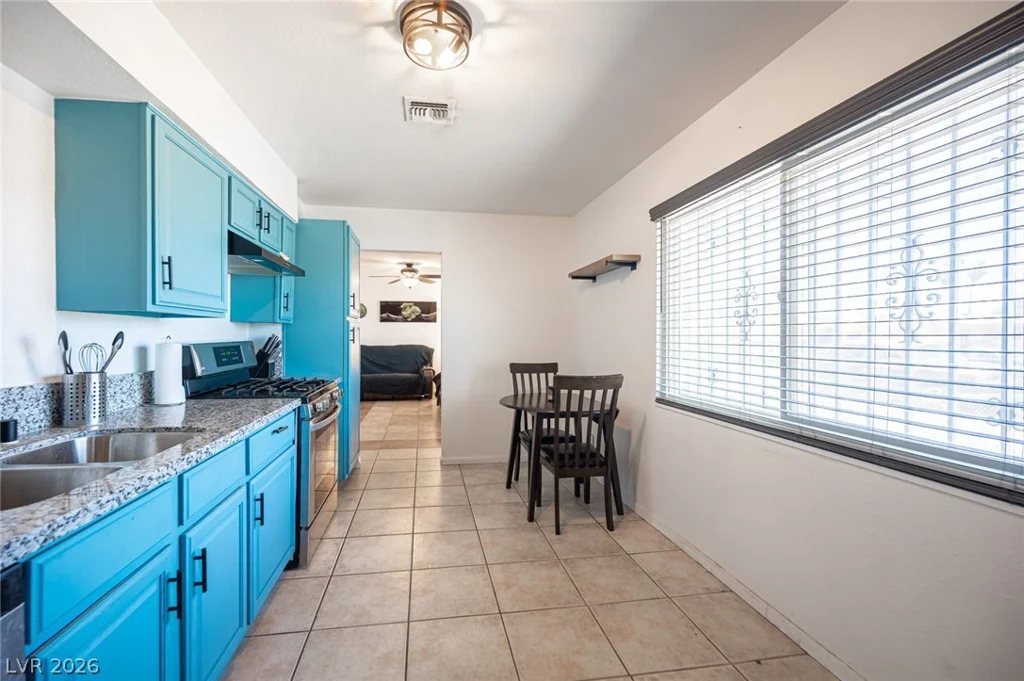 524 Alexander, Las Vegas, NV 89106