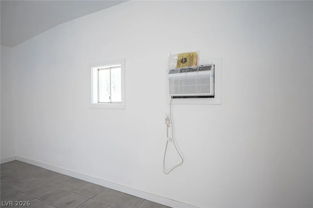 524 Alexander, Las Vegas, NV 89106