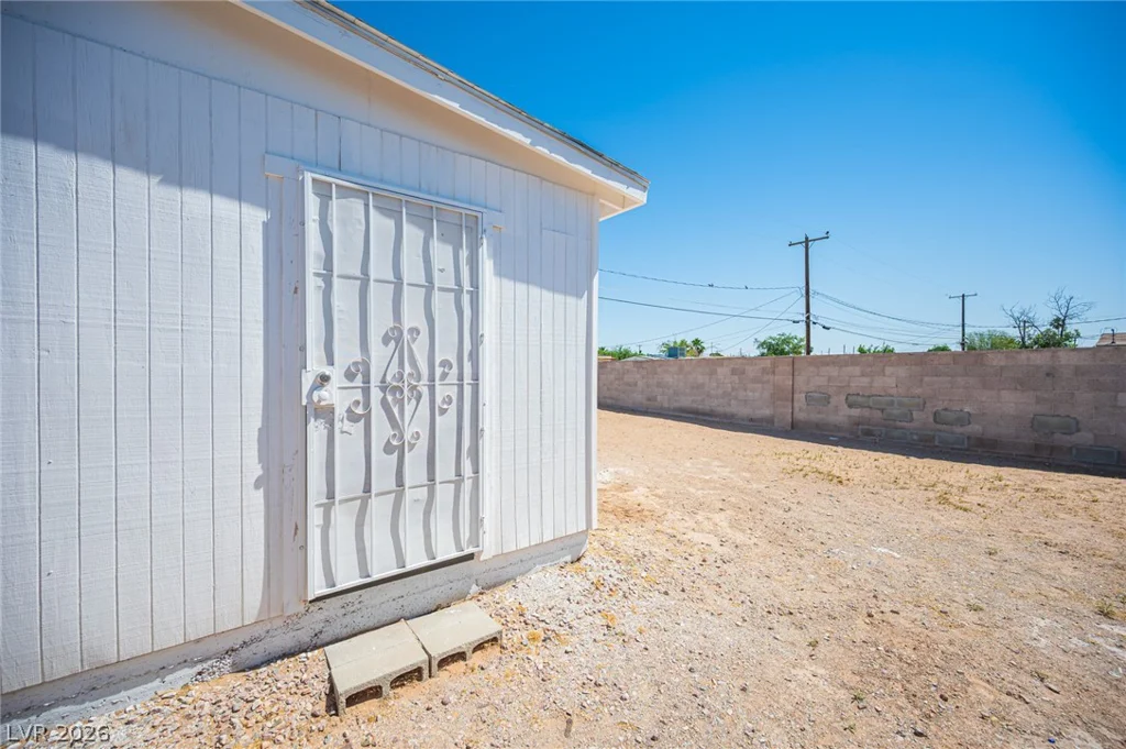 524 Alexander, Las Vegas, NV 89106